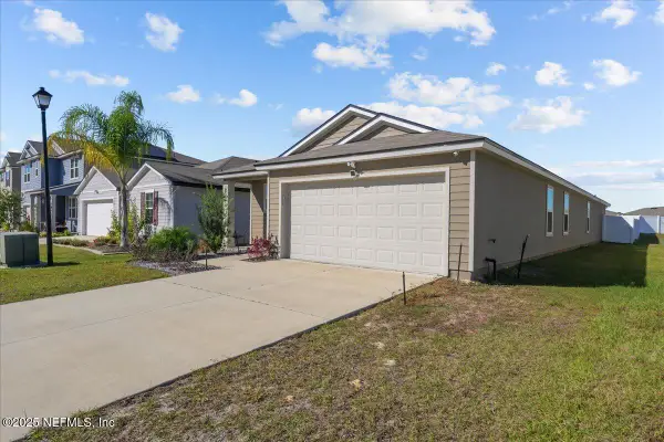 2323 Falling Star Lane, Green Cove Springs, FL 32043