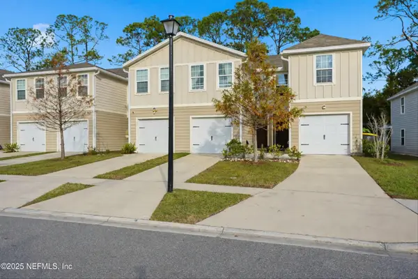 5935 Creekside Crossing Drive, Jacksonville, FL 32210