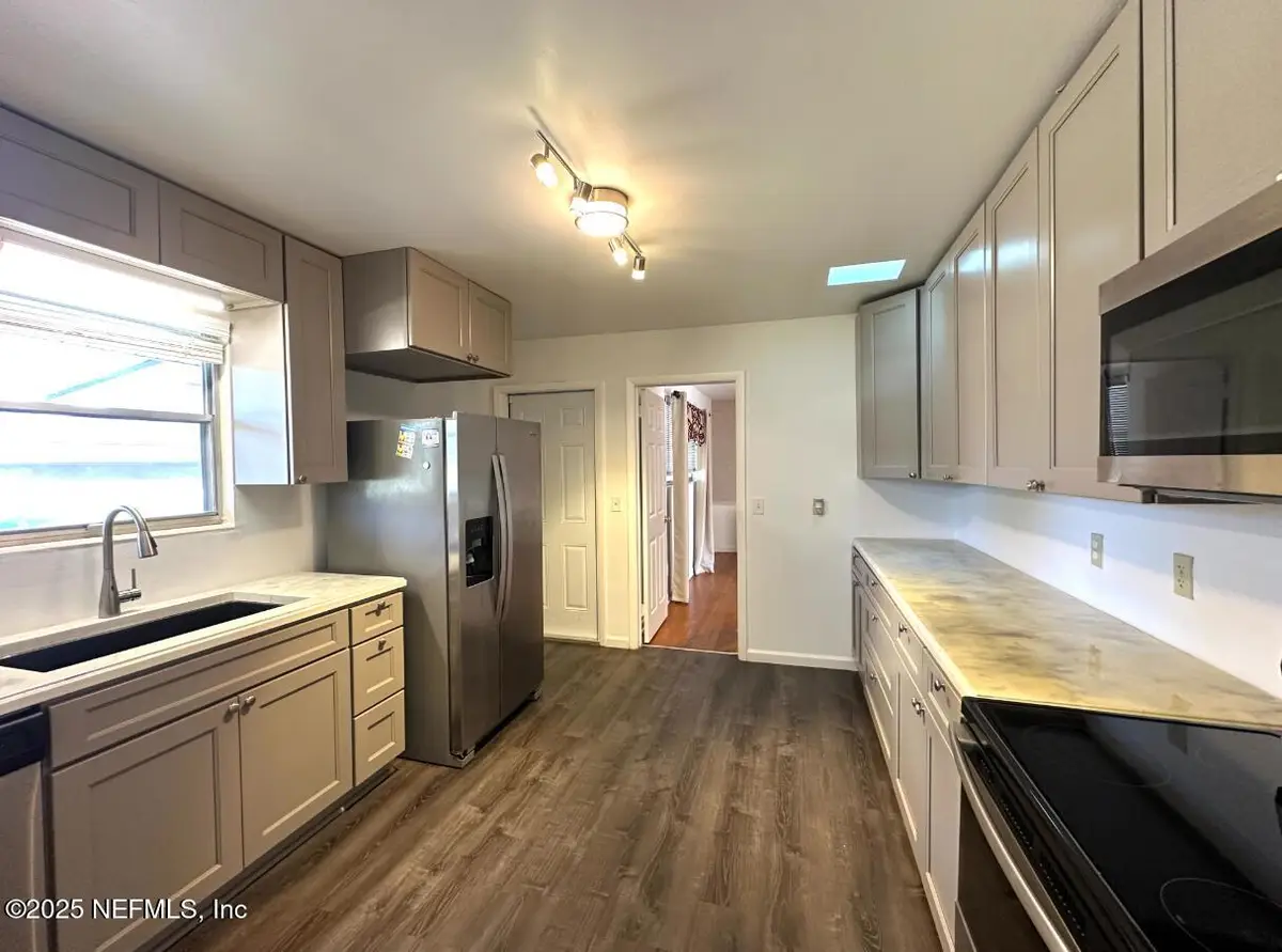 5550 Darlow Avenue, Jacksonville, FL 32277 - Image #1