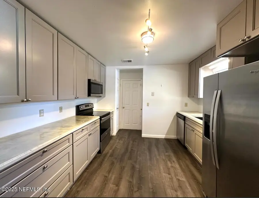 5550 Darlow Avenue, Jacksonville, FL 32277 - Image #3