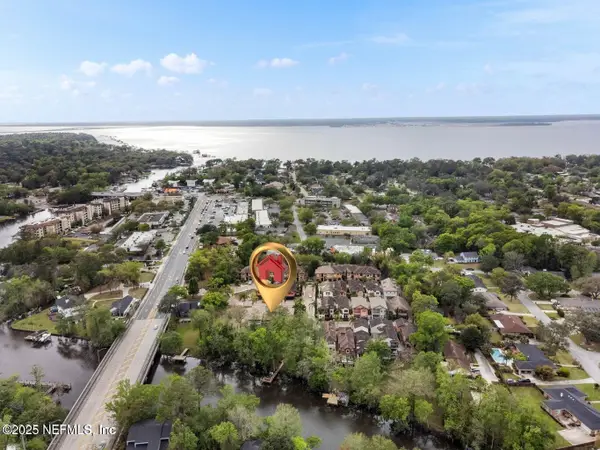 8863 Amalfi Court, Jacksonville, FL 32217