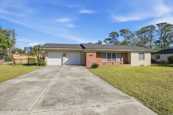 5731 Richmond Road, Jacksonville, FL 32210