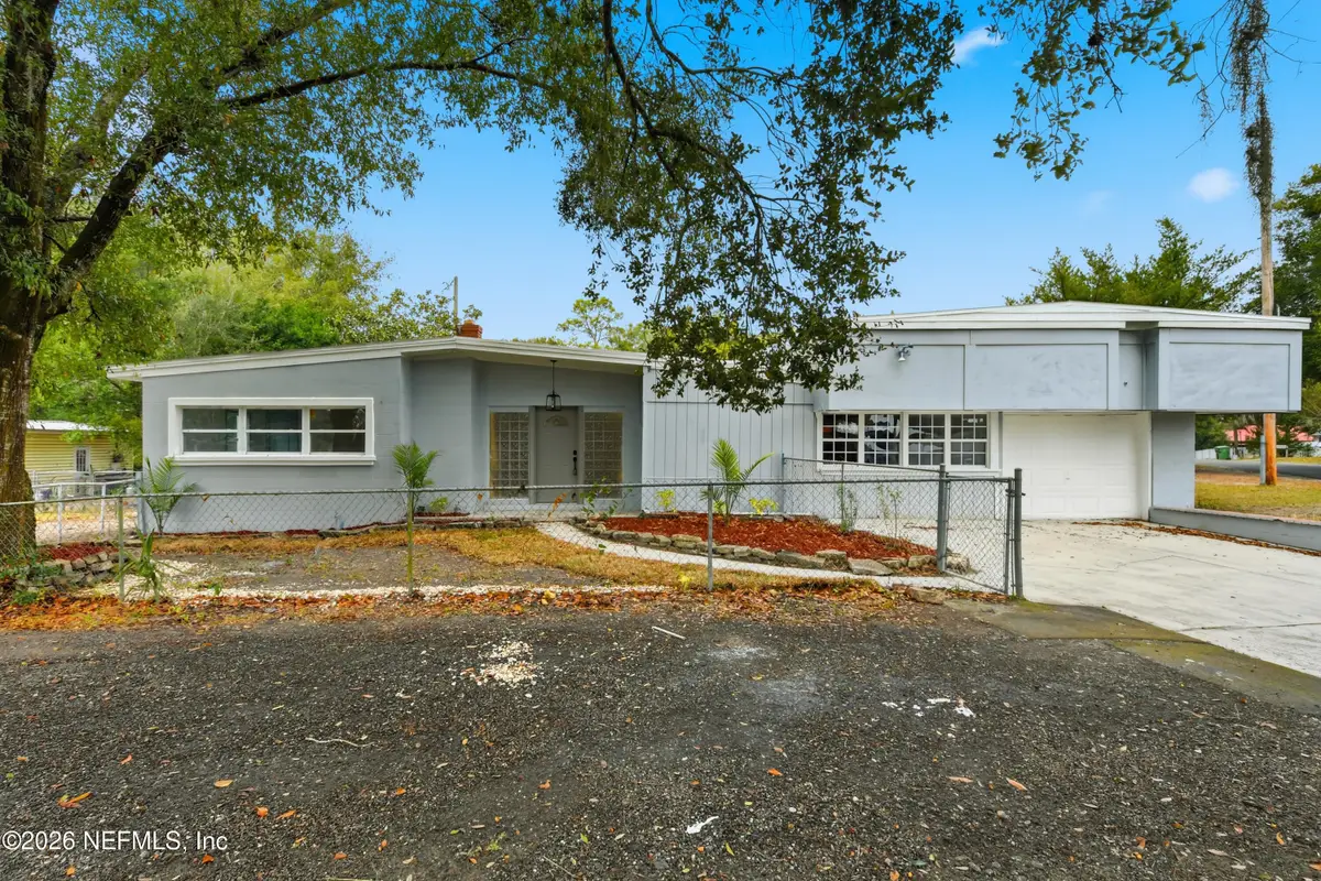 202 Azalea Circle, Palatka, FL 32177 - Image #1