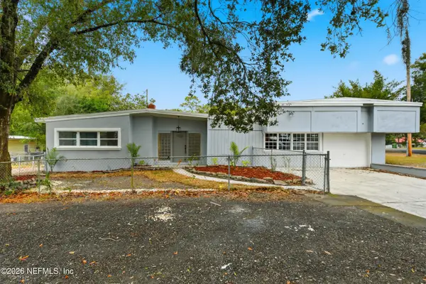 202 Azalea Circle, Palatka, FL 32177