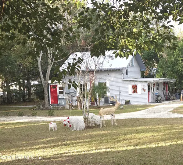 508 Edgewood Avenue, Crescent City, FL 32112