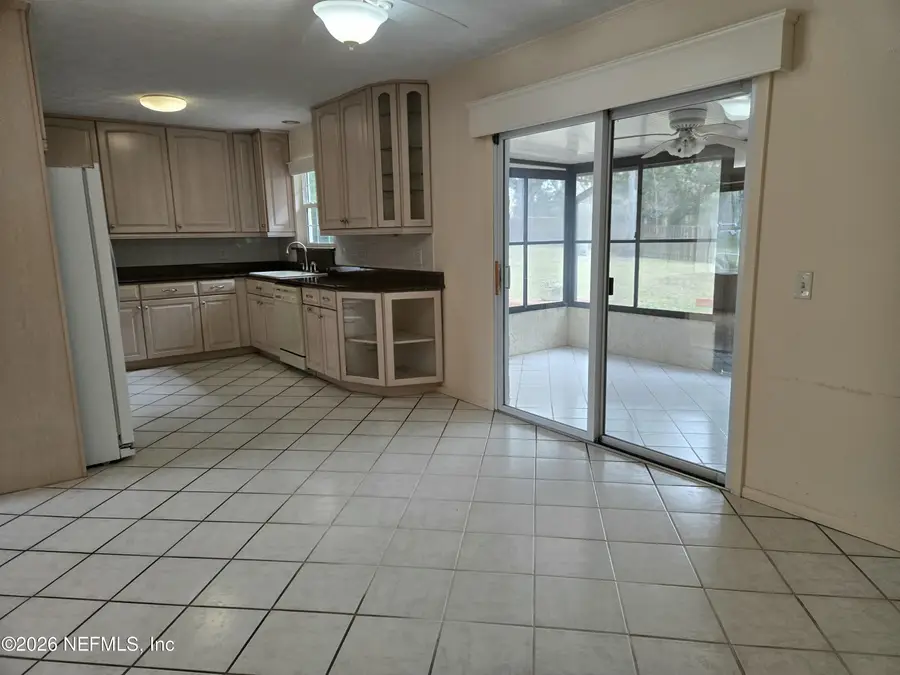 2520 Stern S Drive, Jacksonville, FL 32233 - Image #2