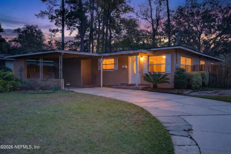 5134 Damascus S Road, Jacksonville, FL 32207 - Image #2