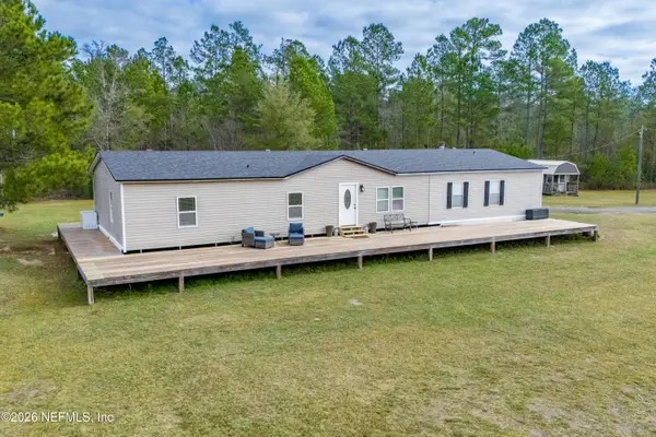 16919 County Rd 125, Glen St. Mary, FL 32040