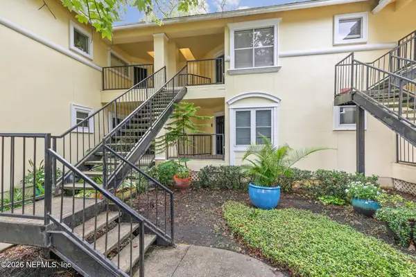 1800 The Greens Way #609, Jacksonville Beach, FL 32250