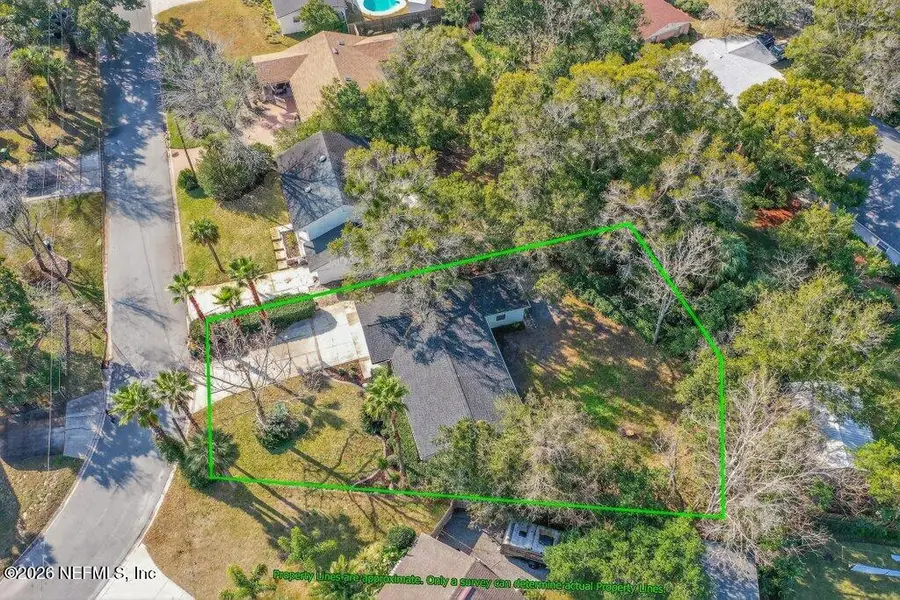 2002 Oak Grove Circle, Jacksonville Beach, FL 32250 - Image #2