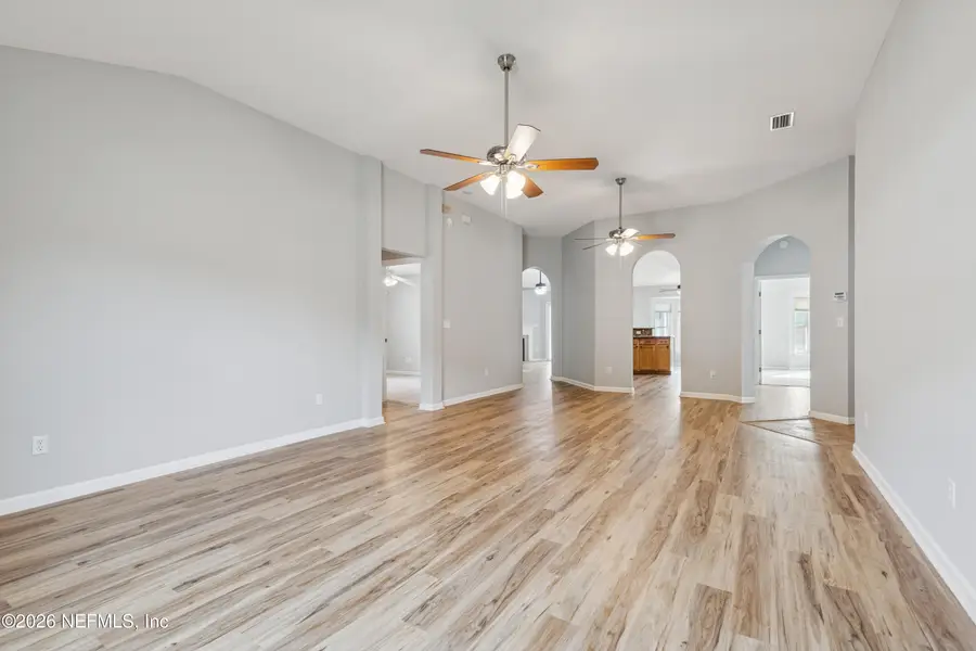 594 Lady Lake W Road, Jacksonville, FL 32218 - Image #3