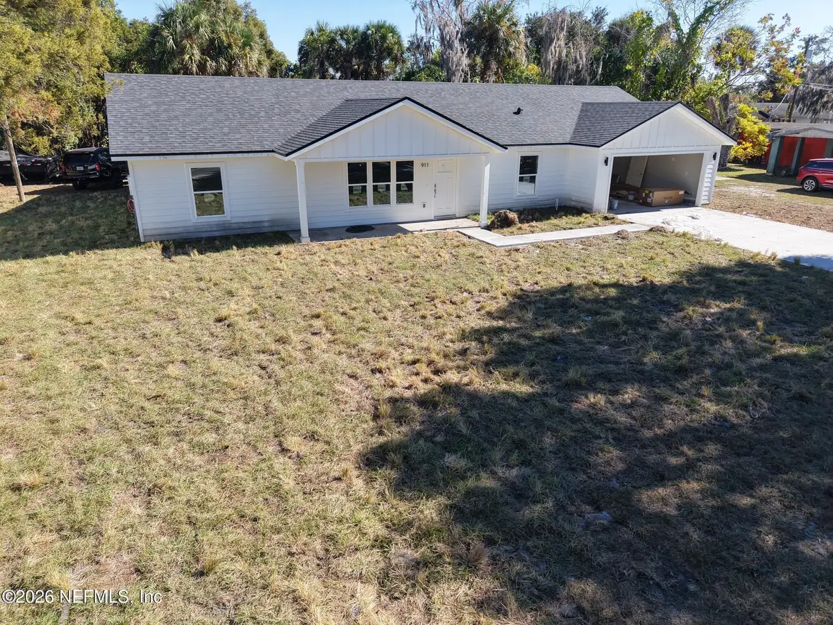101 Yawn Avenue, Interlachen, FL 32148 - #1