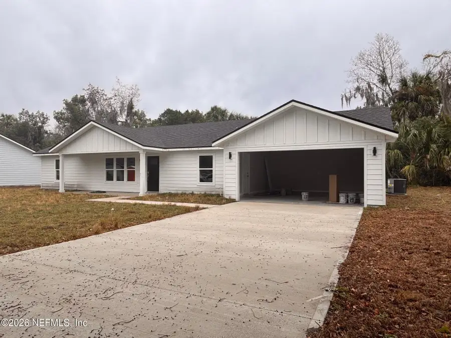 101 Yawn Avenue, Interlachen, FL 32148 - #2