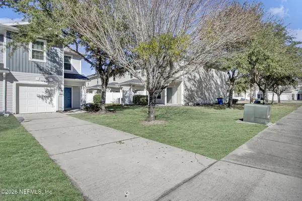 1892 Biscayne Bay Circle, Jacksonville, FL 32218