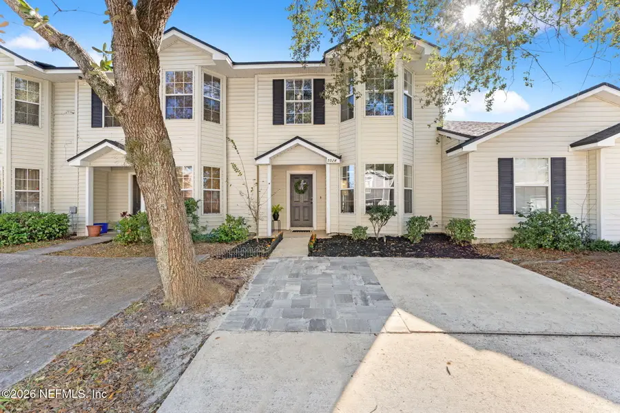 5528 N Cabot N Drive, Jacksonville, FL 32244 - Image #2