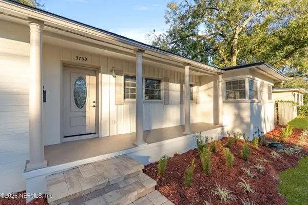 3759 Via De La Reina, Jacksonville, FL 32217