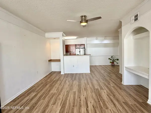 8550 Touchton Road #225, Jacksonville, FL 32216