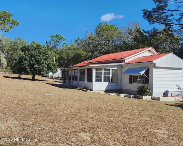 110 Kitty Lane, Interlachen, FL 32148