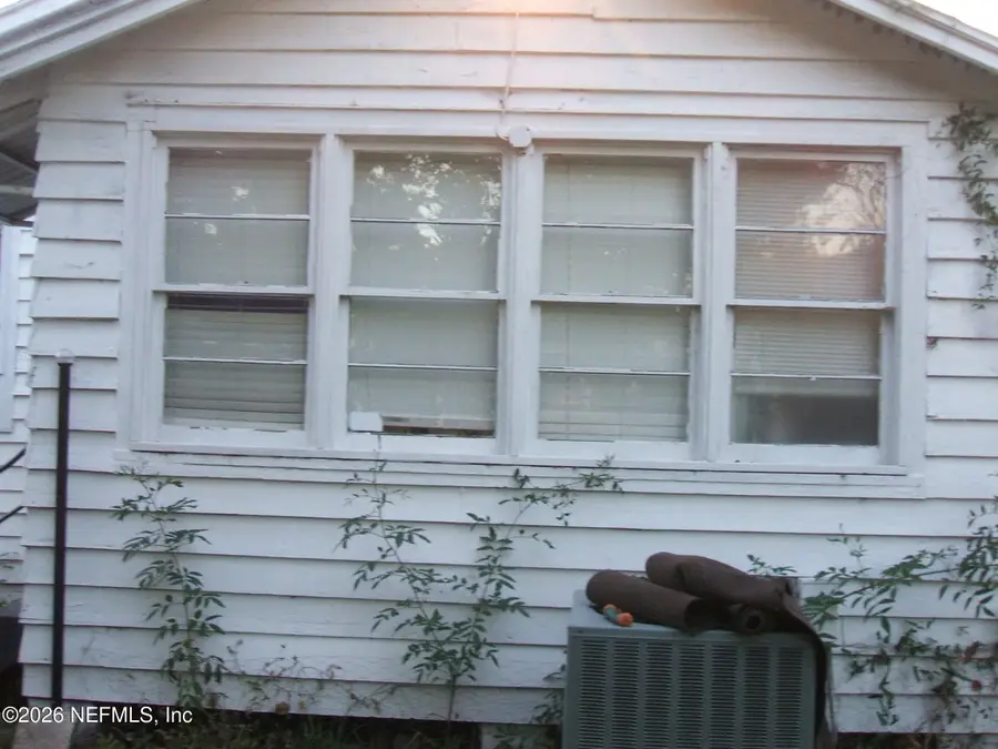 2325 Bethune Avenue, Jacksonville, FL 32207 - Image #2