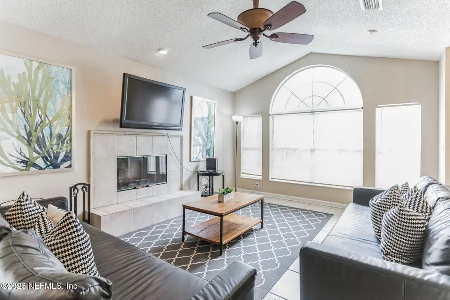 1045 17th N Street, Jacksonville Beach, FL 32250 - Image #2