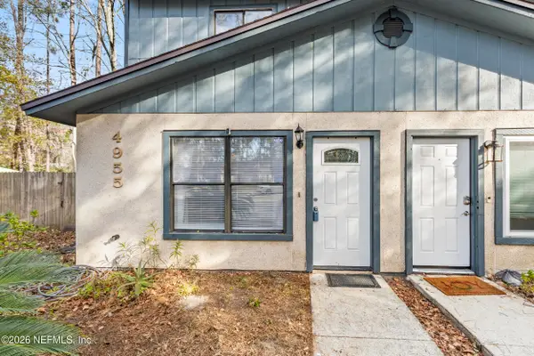 4955 N Knightsbridge N Circle, Jacksonville, FL 32244