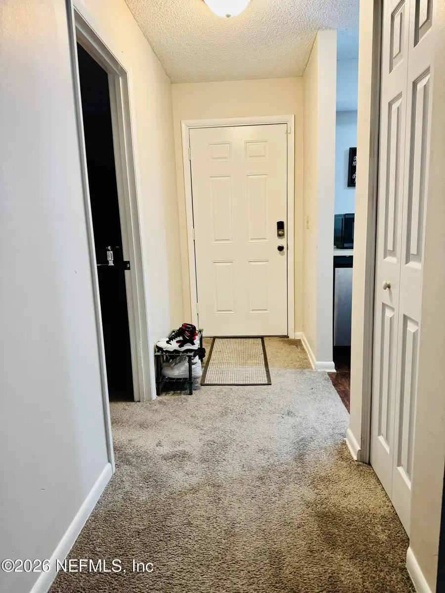 3236 Meadowlea N Circle, Jacksonville, FL 32218 - Image #3