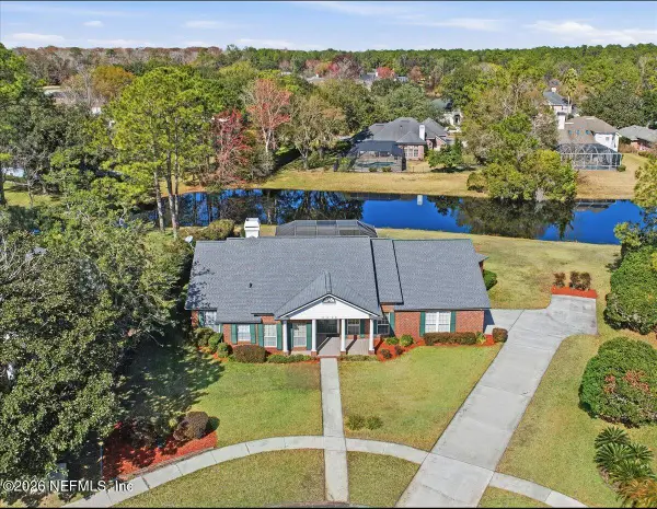 8213 Hampton Lake Lane, Jacksonville, FL 32256