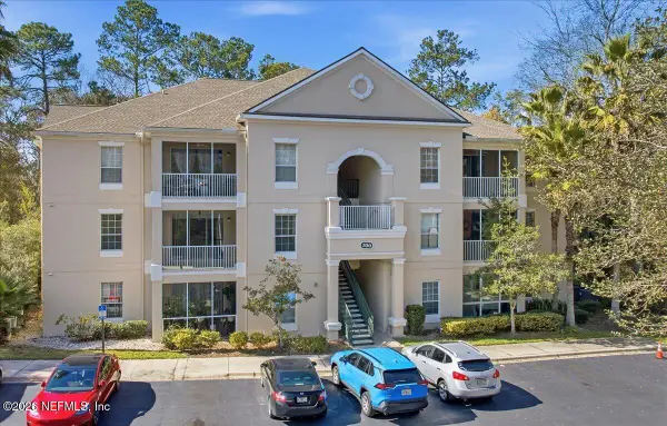 8601 Beach Boulevard #206, Jacksonville, FL 32216