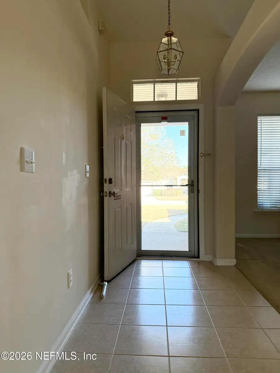 992 Hyannis Port Dr, Jacksonville, FL 32225 - Image #3