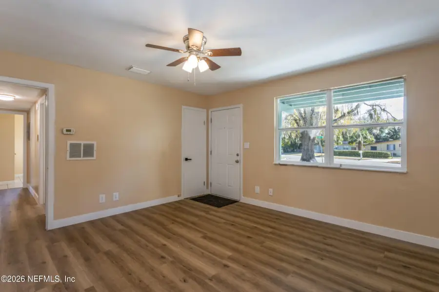 6853 London Bridge Lane, Jacksonville, FL 32210 - Image #2