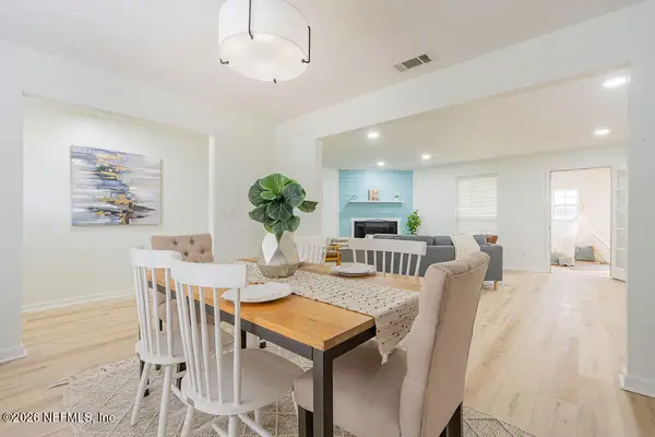 2826 Water View Circle, Jacksonville, FL 32226