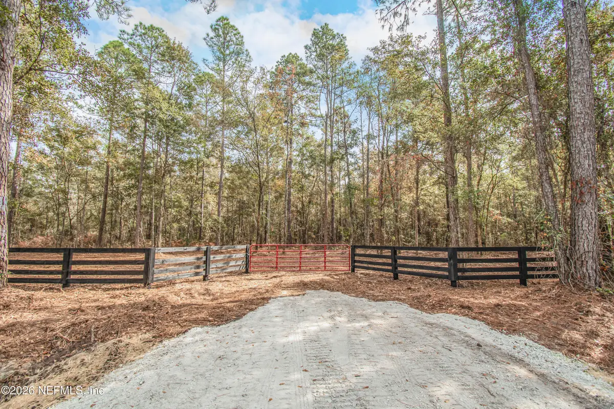 14374 C R 124, Sanderson, FL 32087 - #1