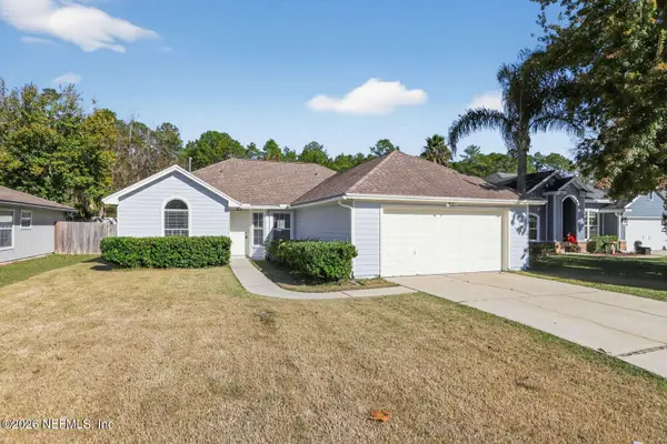9051 Prosperity Lake Drive, Jacksonville, FL 32244