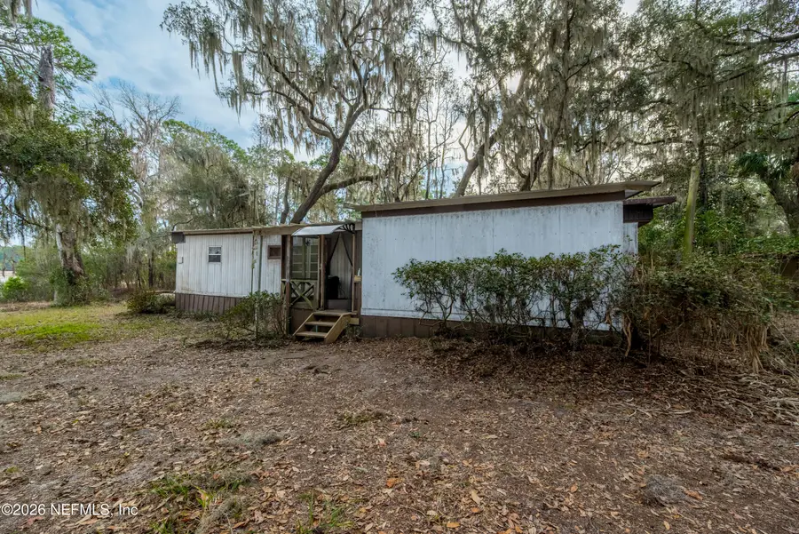 142 Fishermans Drive, Interlachen, FL 32148 - Image #3