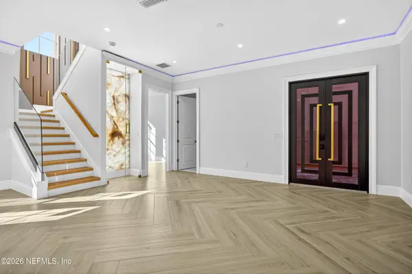 8865 La Terrazza Place, Jacksonville, FL 32217