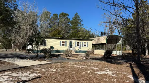 105 Rachel Road, Interlachen, FL 32148