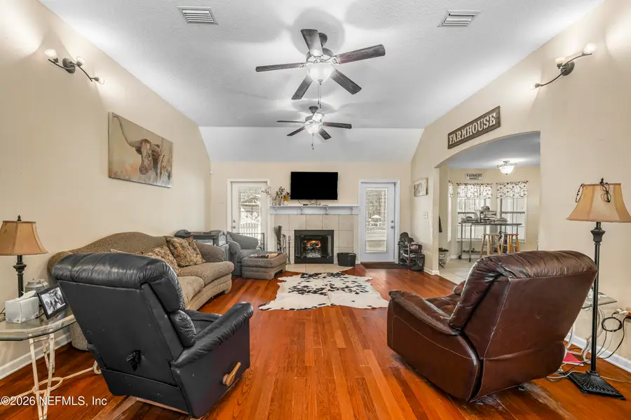 1725 Davidson Farm Road, Jacksonville, FL 32218 - Image #3