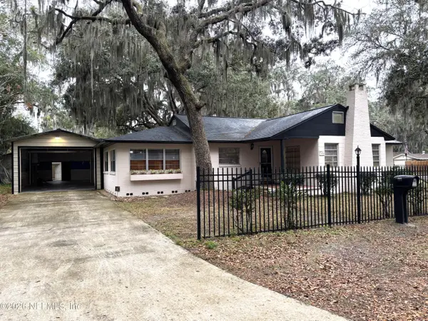 725 Myrtle Avenue, Green Cove Springs, FL 32043