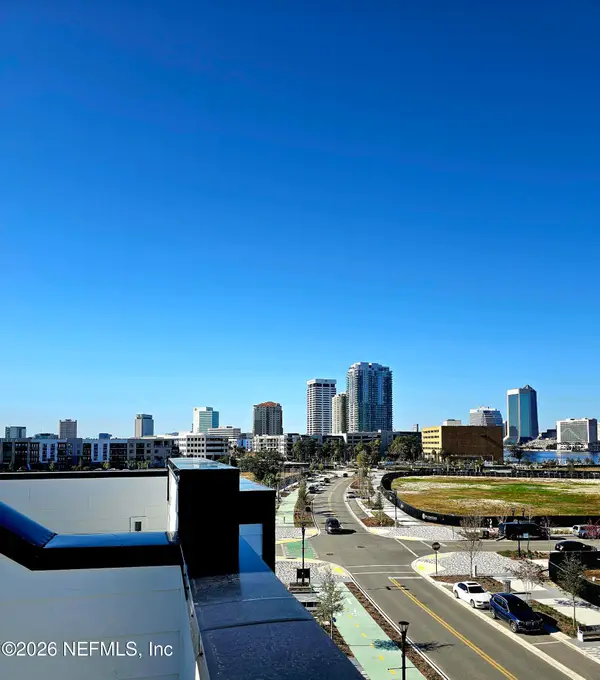 2016 Prudential Drive, Jacksonville, FL 32207