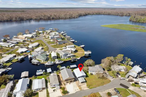 170 Moonlite Drive, Welaka, FL 32193