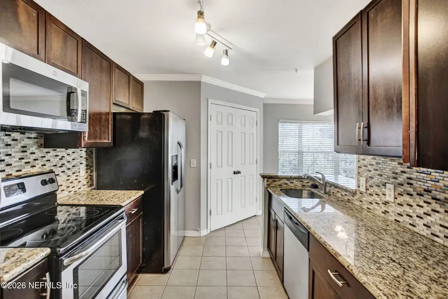 7800 Point Meadows Drive #631, Jacksonville, FL 32256 - Image #3