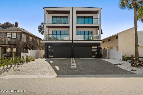 118 13th S Avenue #101 B, Jacksonville Beach, FL 32250