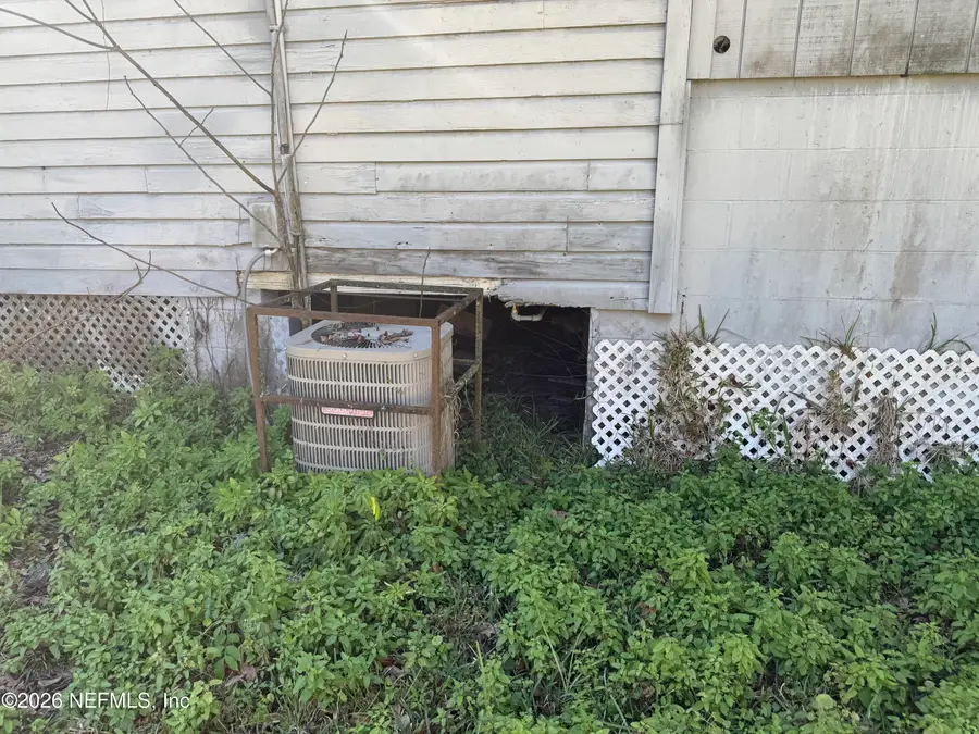 7035 Elwood Avenue, Jacksonville, FL 32208 - #3