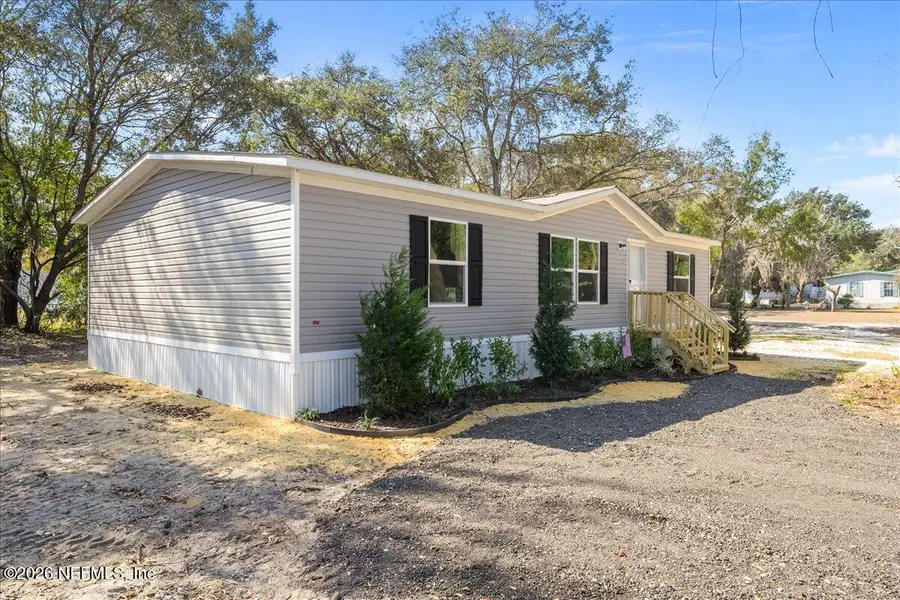 207 Ash Street, Interlachen, FL 32148 - #2