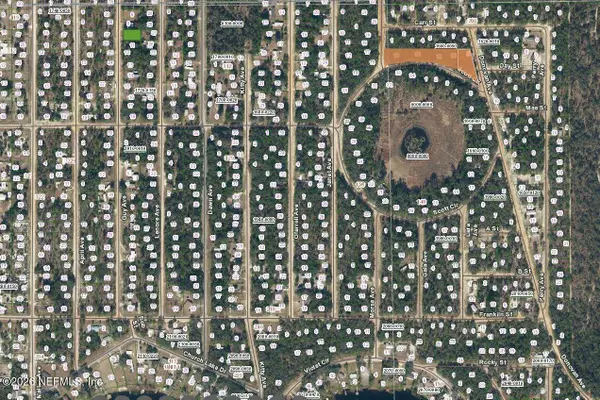 9-13 Scott Circle, Interlachen, FL 32148