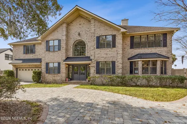 6518 Christopher Point W Road, Jacksonville, FL 32217