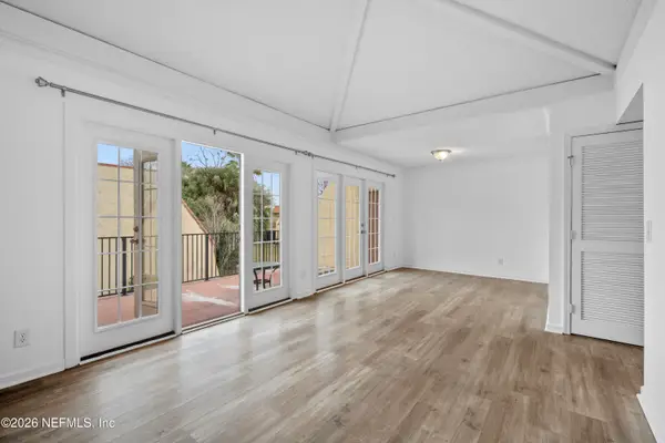 6519 Valerosa Court #2, Jacksonville, FL 32217