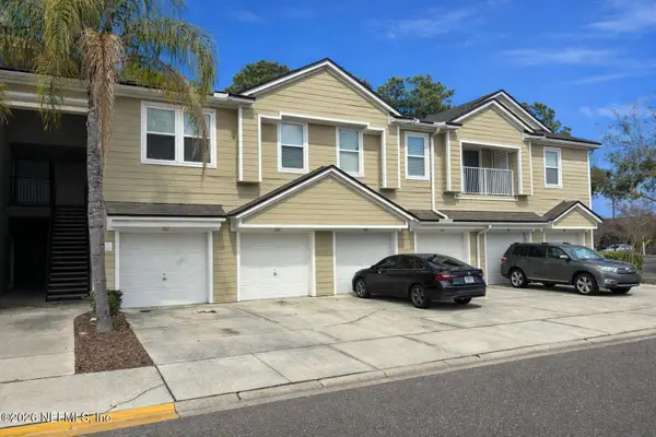 7039 Deer Lodge Circle #107, Jacksonville, FL 32256