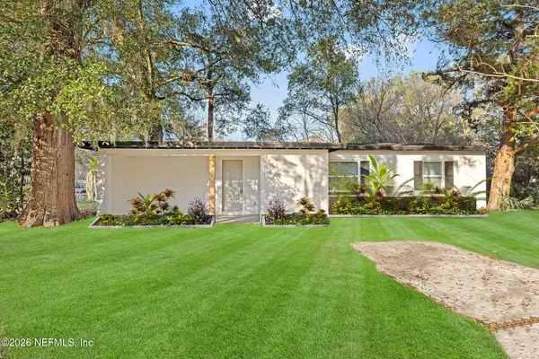 2341 Lake Lucina Drive, Jacksonville, FL 32211