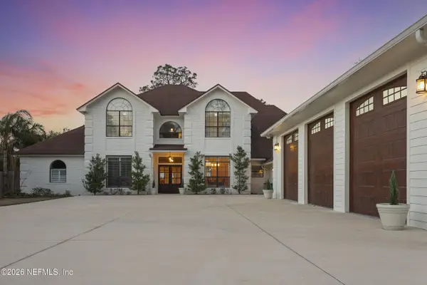 6285 Whispering Oaks N Drive, Jacksonville, FL 32277